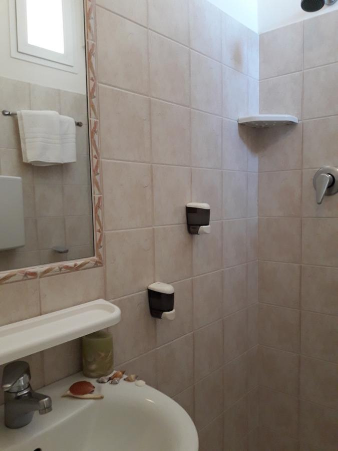 Hotel Venus Riccione Bagian luar foto